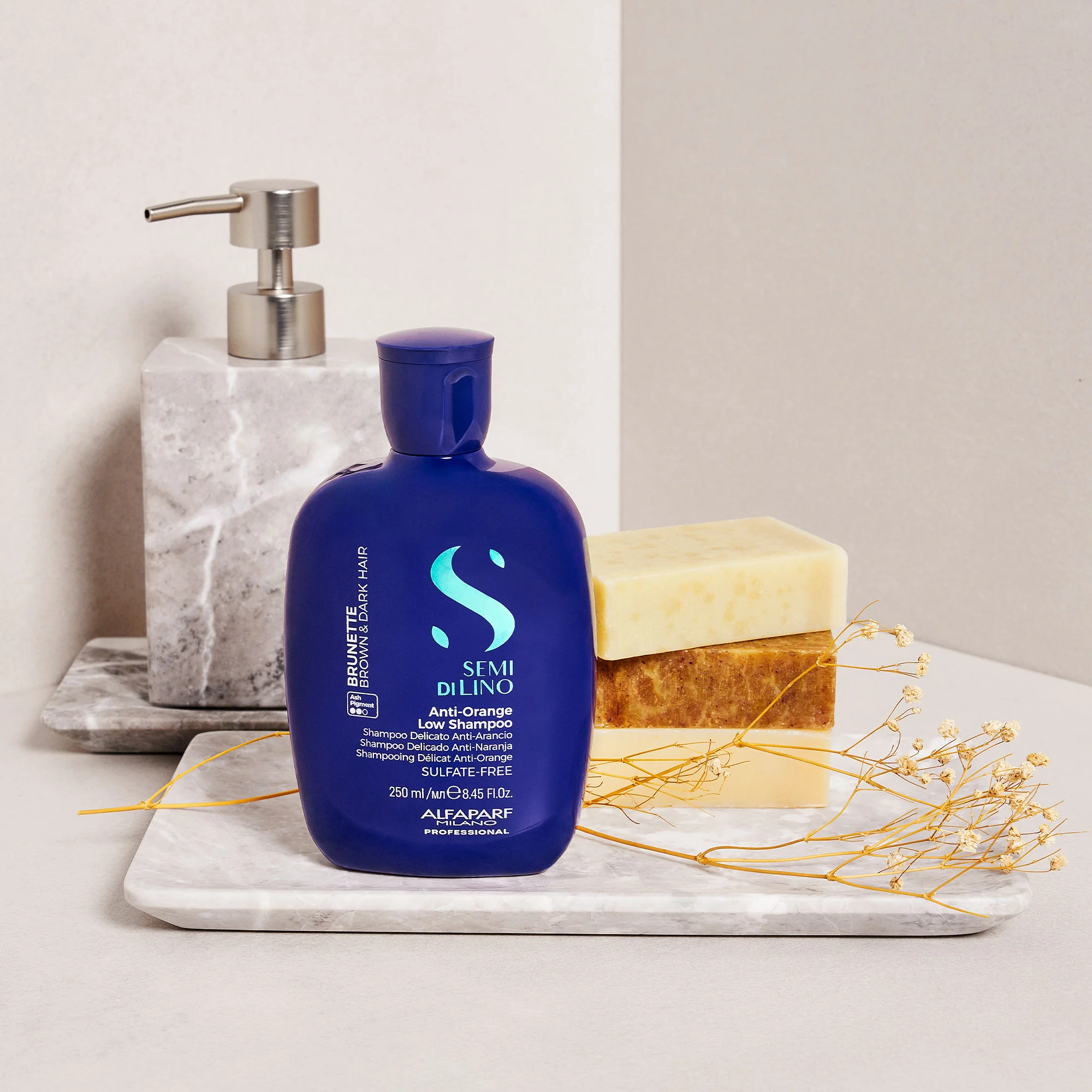 ALFAPARF MILANO SEMI DI LINO BRUNETTE ANTI ORANGE LOW SHAMPOO 250ML - Image 3