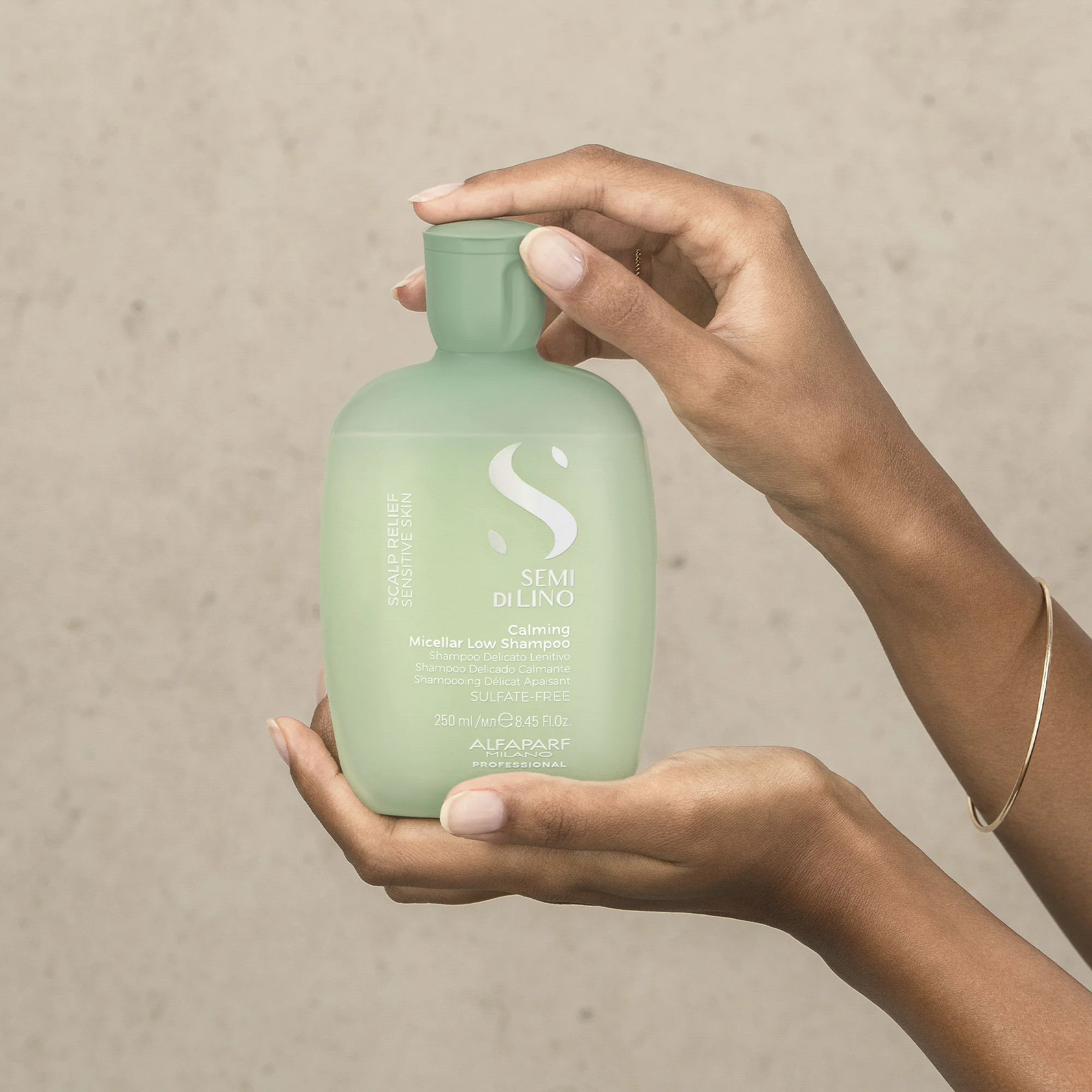 ALFAPARF MILANO Semi Di Lino Scalp Relief Sensitive Skin Calming Micellar Low Shampoo | Various Sizes - Image 3