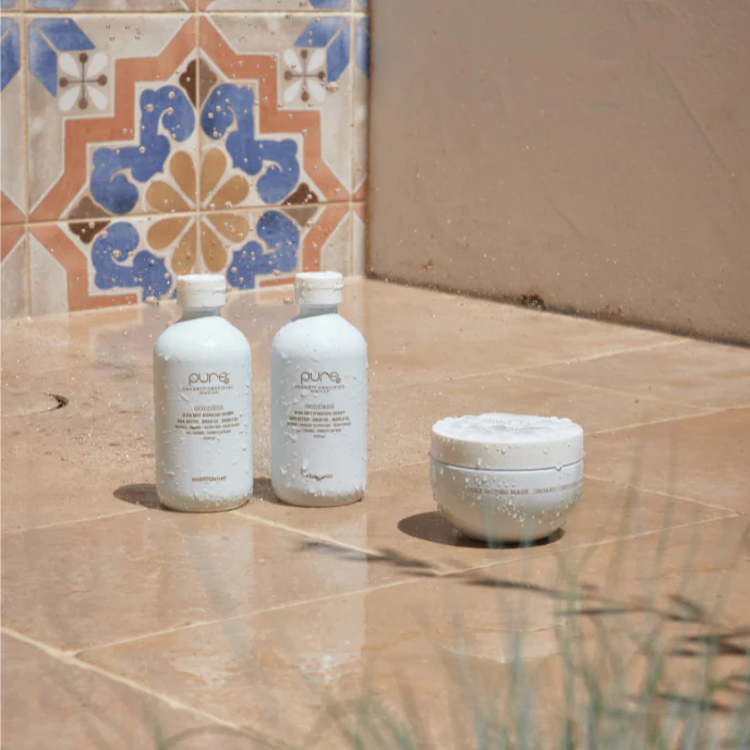 PURE Goddess Ultra Soft Hydration Therapy Shampoo | Various Sizes - Image 3