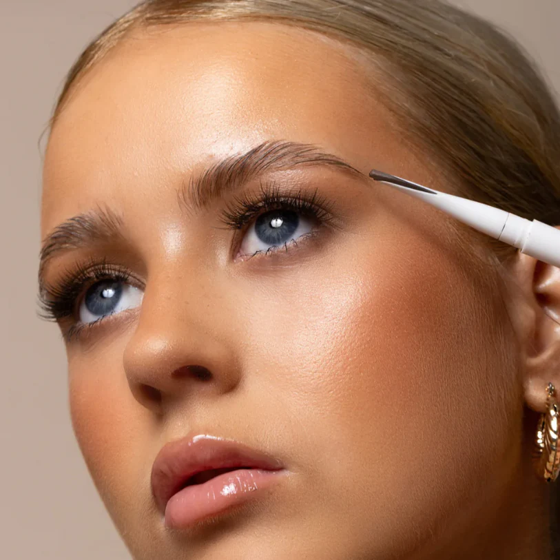 VANI-T Sculpt & Define Brow Pencil | Various Colours - Image 4